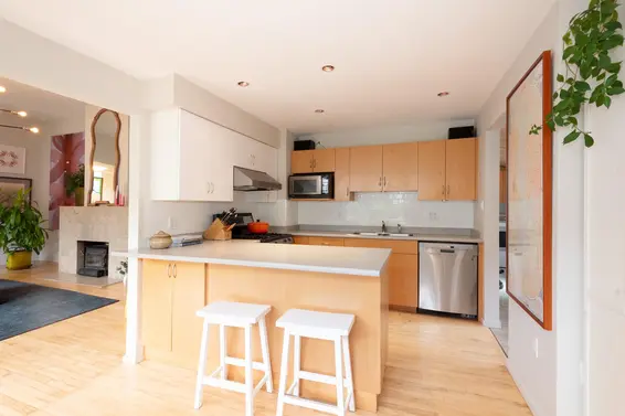 6744 Dufferin Avenue, West Vancouver For Sale - image 7