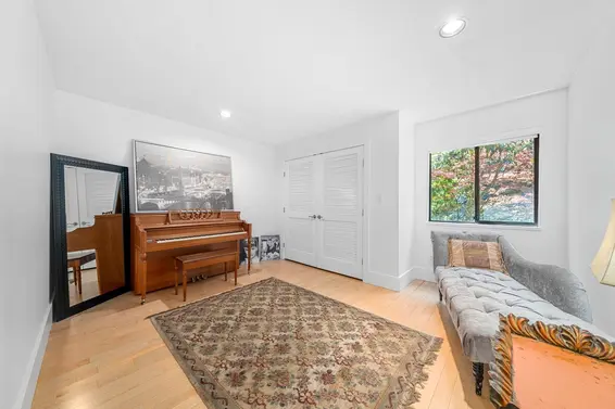 4869 Capilano Road, North Vancouver For Sale - image 11