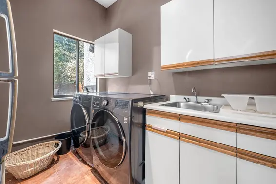 4869 Capilano Road, North Vancouver For Sale - image 17
