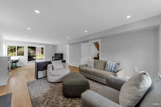 3521 Duval Road, North Vancouver For Sale - image 10