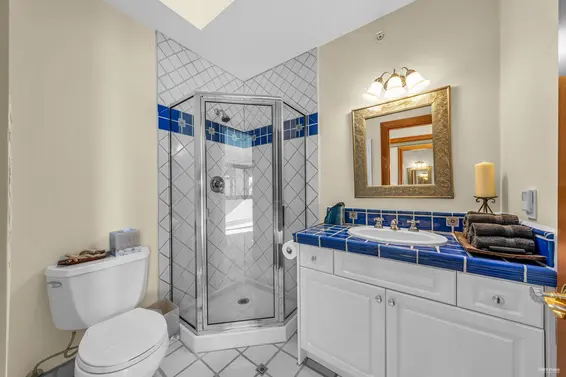 3285 Dickinson Crescent, West Vancouver For Sale - image 25