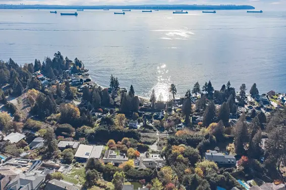 3285 Dickinson Crescent, West Vancouver For Sale - image 3