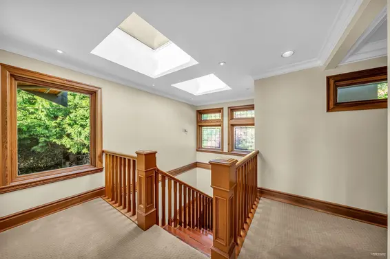 3285 Dickinson Crescent, West Vancouver For Sale - image 30