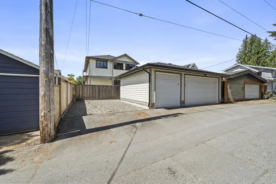 1720 Sutherland Avenue, North Vancouver For Sale - image 31