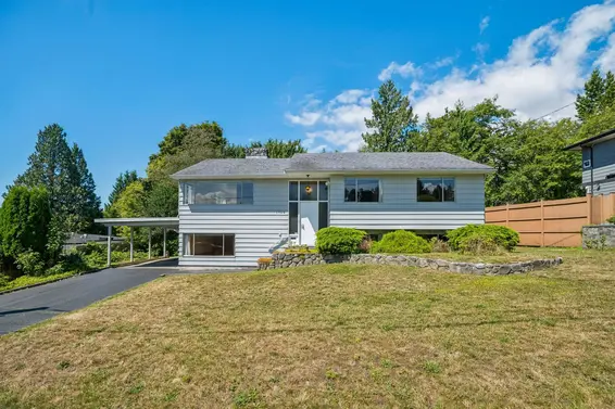 1768 Ottawa Place, West Vancouver For Sale - image 1