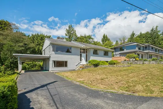 1768 Ottawa Place, West Vancouver For Sale - image 2