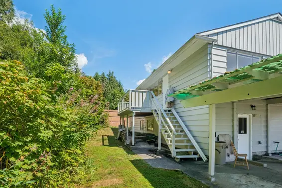 1768 Ottawa Place, West Vancouver For Sale - image 40