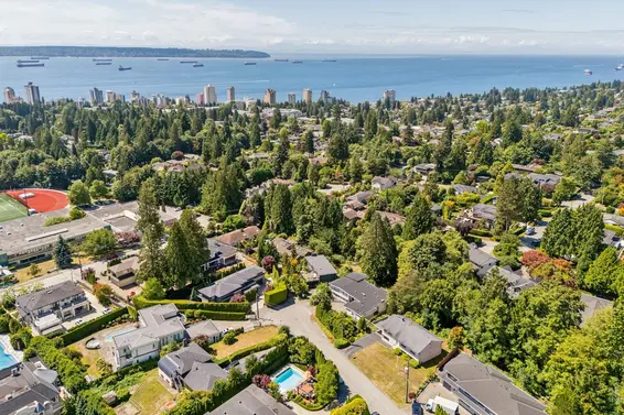 1768 Ottawa Place, West Vancouver For Sale - image 9