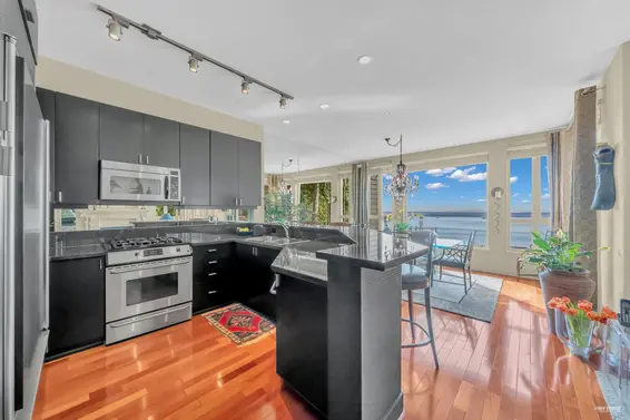 2472 Shadbolt Lane, West Vancouver For Sale - image 6