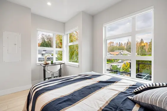 1710 Larson Road, North Vancouver For Sale - image 8