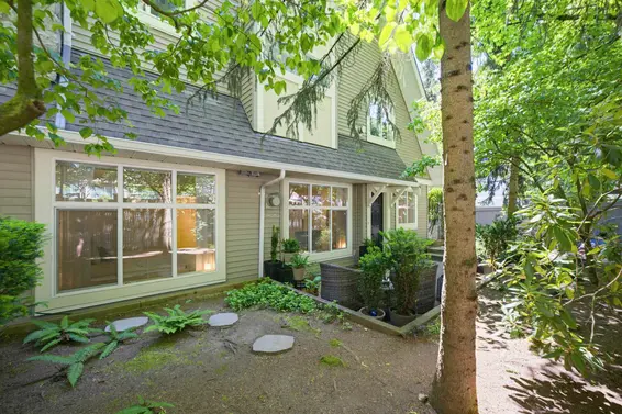 2 1071 Lynn Valley Road, North Vancouver For Sale - image 3
