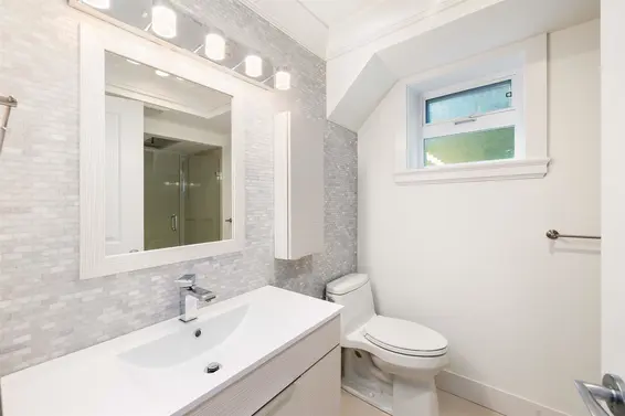 1685 Palmerston Avenue, West Vancouver For Sale - image 20