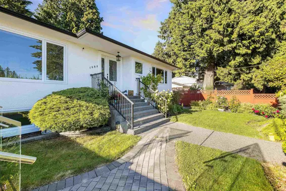 1685 Palmerston Avenue, West Vancouver For Sale - image 26