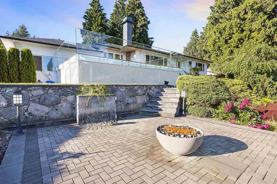 1685 Palmerston Avenue, West Vancouver For Sale - image 3