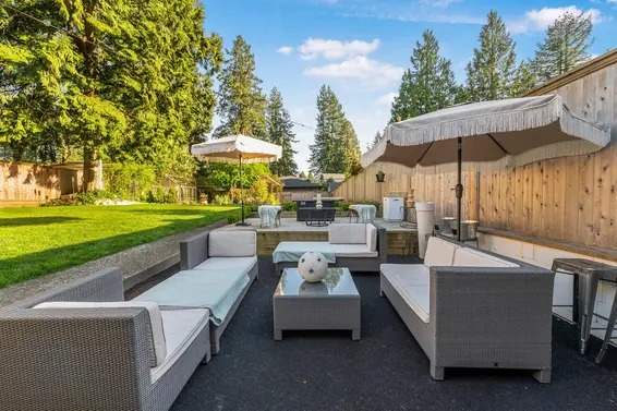 1335 West 22nd Street, North Vancouver For Sale - image 2