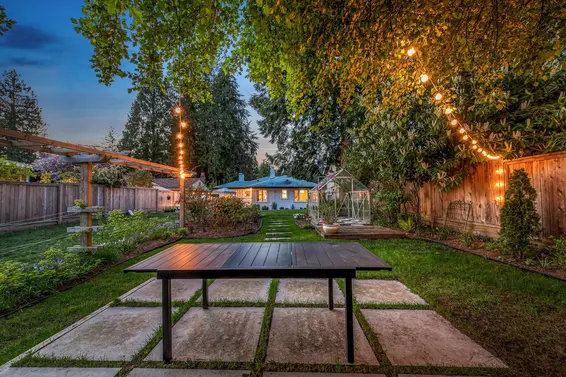 1335 West 22nd Street, North Vancouver For Sale - image 32
