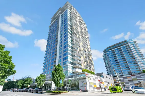 1304 125 East 14th Street, North Vancouver