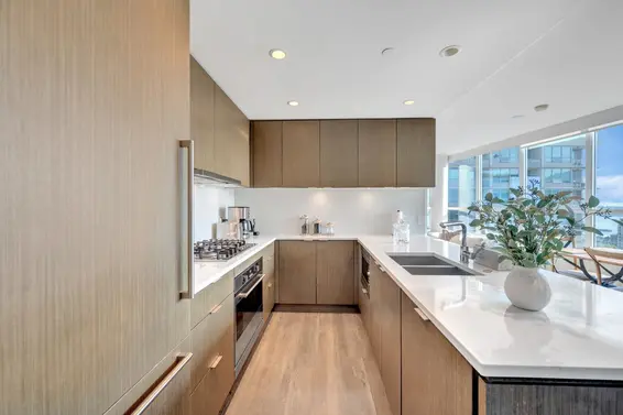 1304 125 East 14th Street, North Vancouver For Sale - image 11
