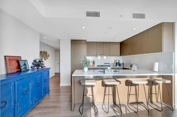 1304 125 East 14th Street, North Vancouver For Sale - image 13