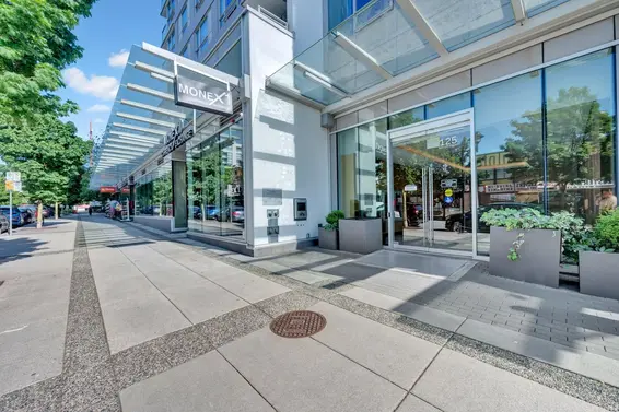 1304 125 East 14th Street, North Vancouver For Sale - image 2