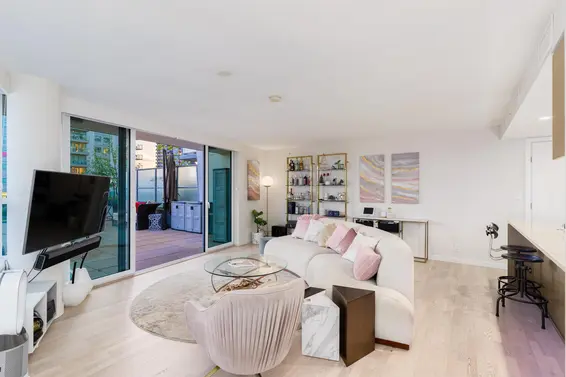 306 112 East 13th Street, North Vancouver For Sale - image 12