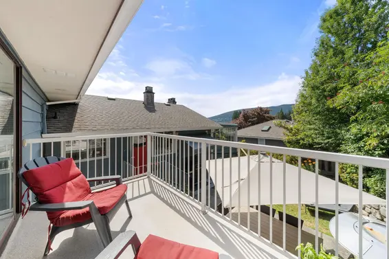 674 Blueridge Avenue, North Vancouver For Sale - image 30