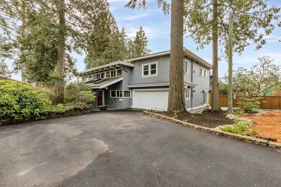 2391 Windridge Drive, North Vancouver