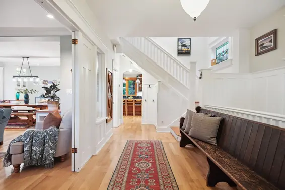 346 East 5th Street, North Vancouver For Sale - image 10