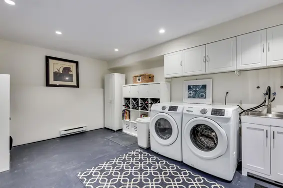 208 East 5th Street, North Vancouver For Sale - image 22