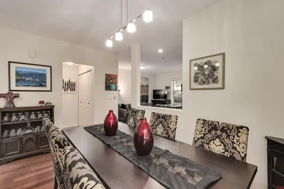 208 East 5th Street, North Vancouver For Sale - image 7