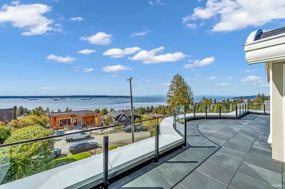 2623 Ottawa Avenue, West Vancouver For Sale - image 26