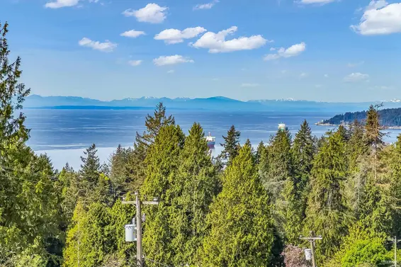 2623 Ottawa Avenue, West Vancouver For Sale - image 32