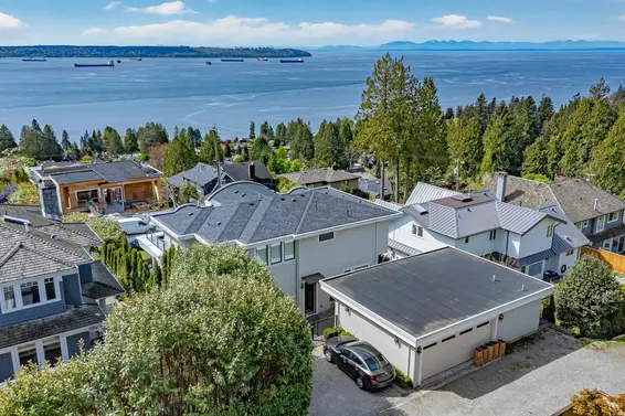 2623 Ottawa Avenue, West Vancouver For Sale - image 37