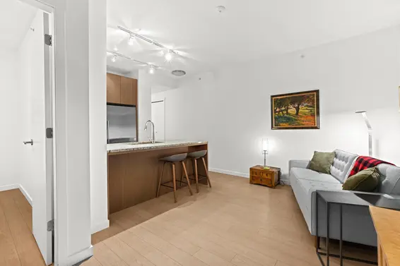 510 135 West 2nd Street, North Vancouver For Sale - image 13