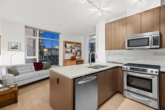 510 135 West 2nd Street, North Vancouver For Sale - image 4