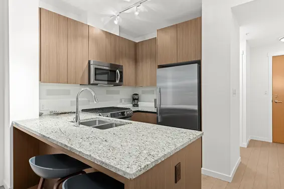 510 135 West 2nd Street, North Vancouver For Sale - image 7