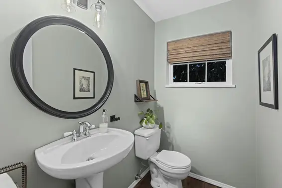 596 Blueridge Avenue, North Vancouver For Sale - image 17