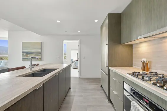 907 112 East 13th Street, North Vancouver For Sale - image 5