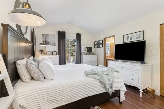 875 Porteau Place, North Vancouver For Sale - image 19