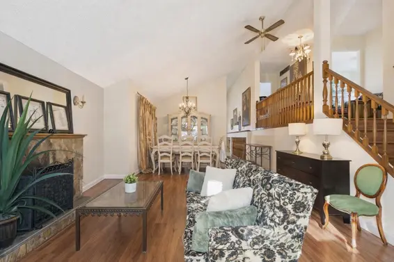 875 Porteau Place, North Vancouver For Sale - image 5