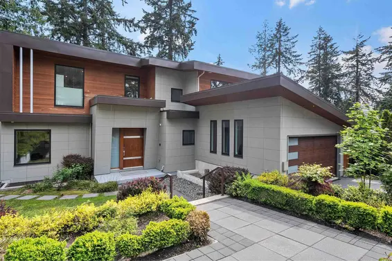 503 Crestwood Avenue, North Vancouver
