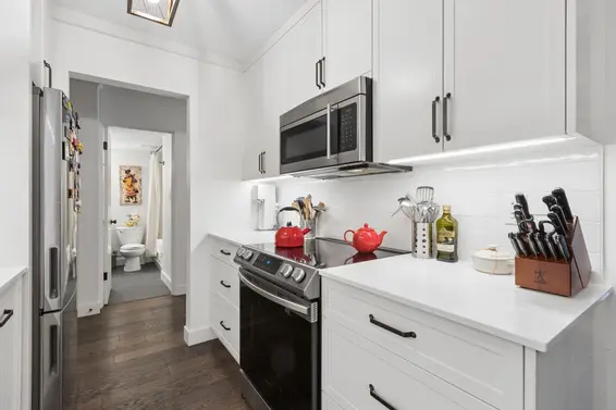 201 127 East 4th Street, North Vancouver For Sale - image 11