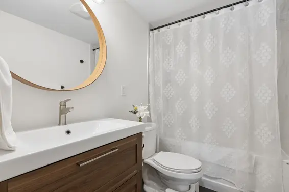 201 127 East 4th Street, North Vancouver For Sale - image 17