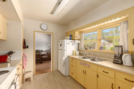 1159 Kings Avenue, West Vancouver For Sale - image 10