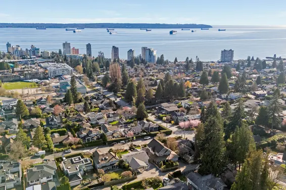 2175 Lawson Avenue, West Vancouver For Sale - image 39