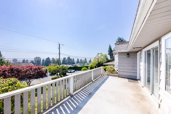 2175 Lawson Avenue, West Vancouver For Sale - image 4