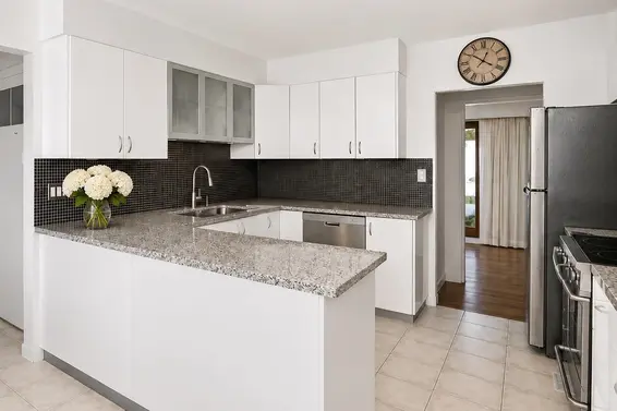 68 Bonnymuir Drive, West Vancouver For Sale - image 12