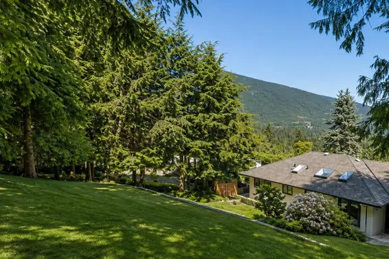 68 Bonnymuir Drive, West Vancouver For Sale - image 6