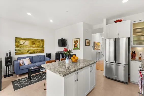 3 307 East 15th Street, North Vancouver For Sale - image 13