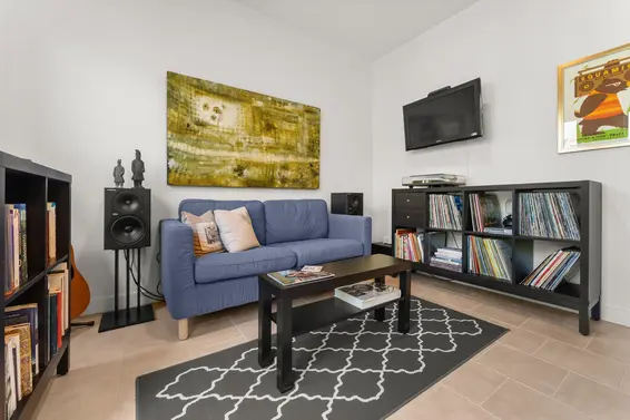 3 307 East 15th Street, North Vancouver For Sale - image 25